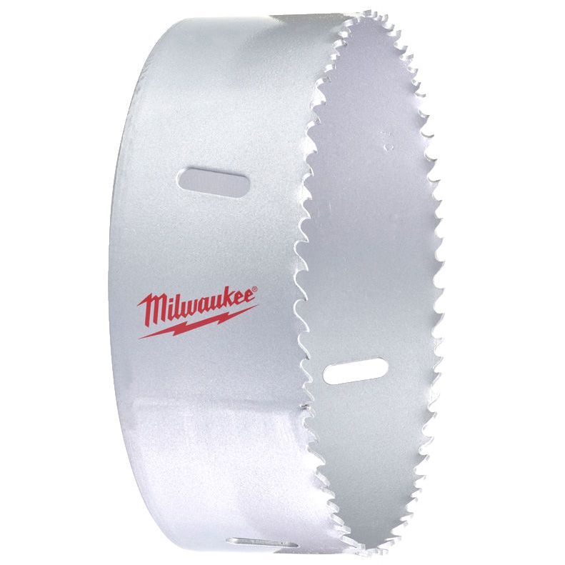 Kruhová pilka MILWAUKEE CONTRACTOR 121 mm