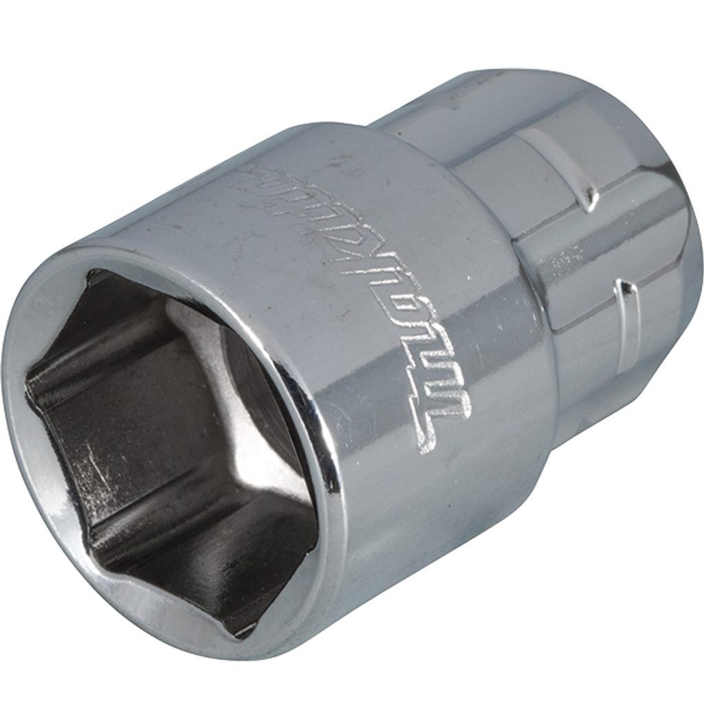 Nástrčný klíč průchozí MAKITA 17 mm 