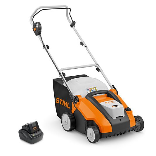 Aku vertikutátor STIHL RLA 240 SET