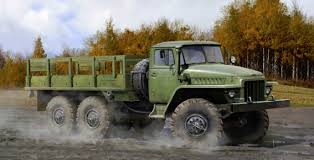 TR1027  Ural 375D