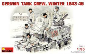MA35021 GERMAN TANK CREW. WINTER 1943-45.
