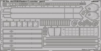 EDU32255  Su-27UB Flanker C exteriér 1/32