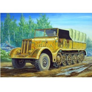 TR7203  Famo Sd.Kfz. 9/18 Ton Halftrack