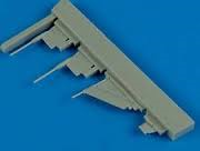 QB48386 Su-24M Fencer antennas