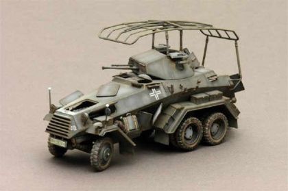 ITA6445 Sd.Kfz.232 6 Rad w/Resin Parts