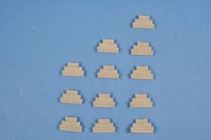 1:72 Dock Equipment