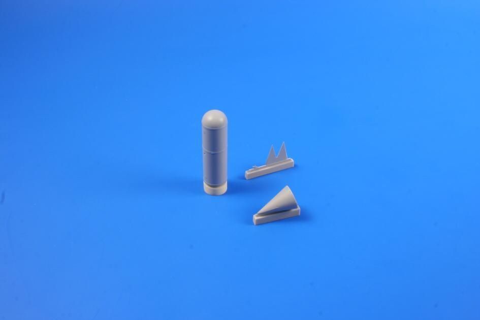 1:48 WWII Luftwaffe 900L Drop Tank (2 pc)