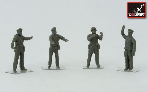 1:72 Soviet Quadruple Maxim AA gun marines crew (WWII) - 4 figures