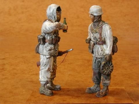 1:35 German Infantrymen Winter (2 fig.)