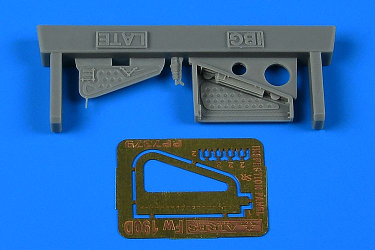 1:72 Fw 190D inspection panel - late