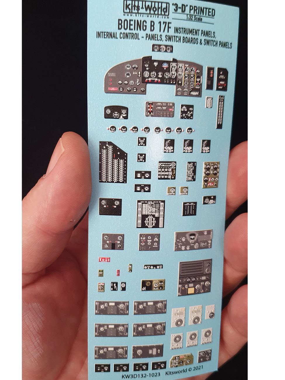 1:32 Boeing B-17F Flying Fortress 3D Full colour Instrument Panel