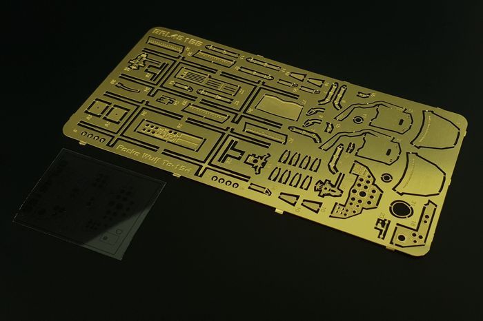 1:48 Focke Wulf Ta-154 (Revell kit)