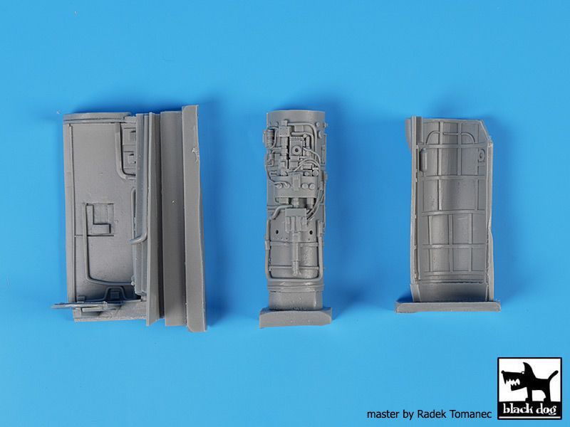 1:48 Grumman EA 6 Prowler engine