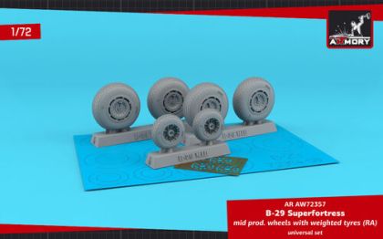 1:72 B-29 Superfortress mid production wheels w/ weighted tyres (RA) & PE hubcaps