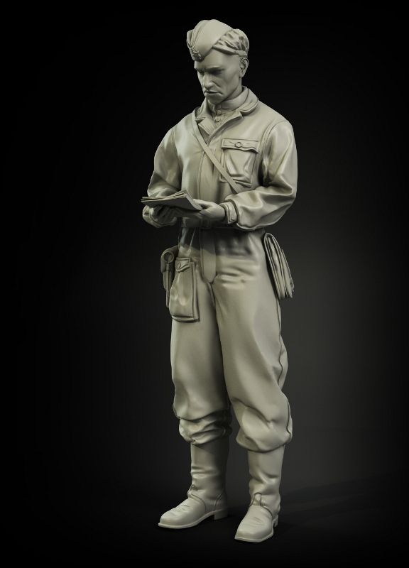 1:35 Soviet tank commander