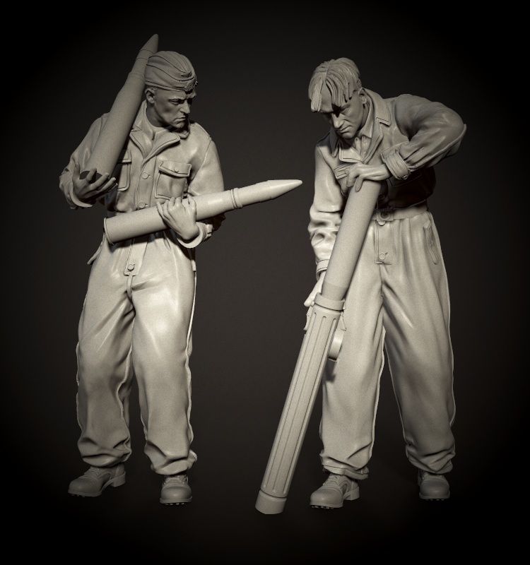 1:35 Waffen-SS tanker preparing ammo set