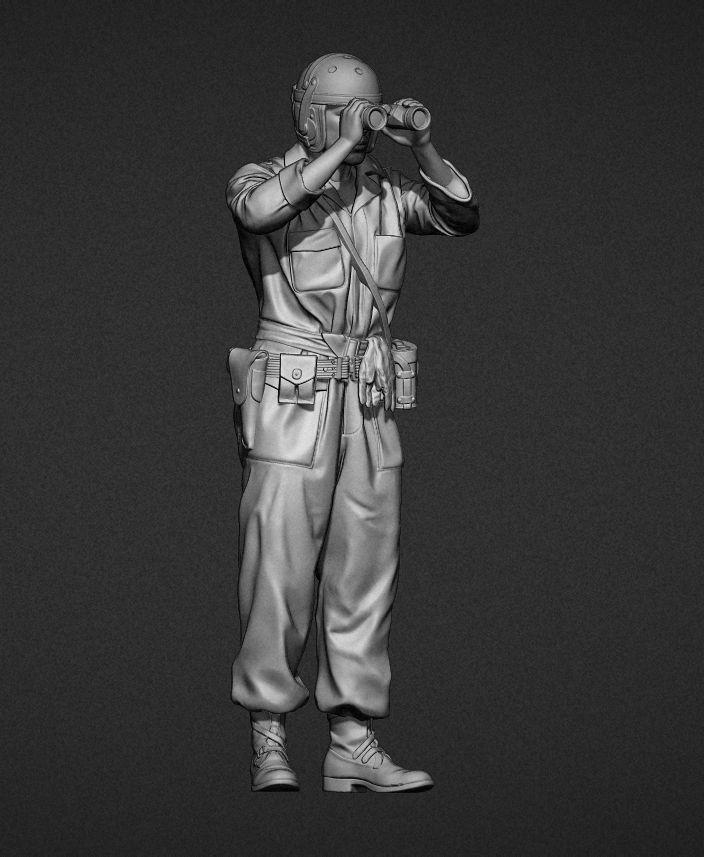 1:35 US tanker with binoculars