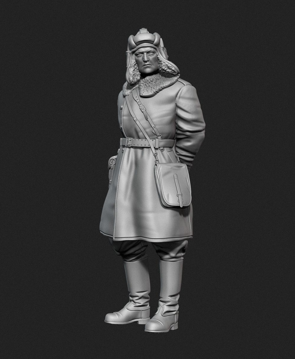 1:35 Soviet tank officer in sheepskin coat No.1