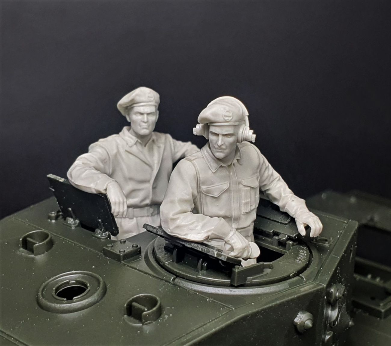 1:35 British tank turret set