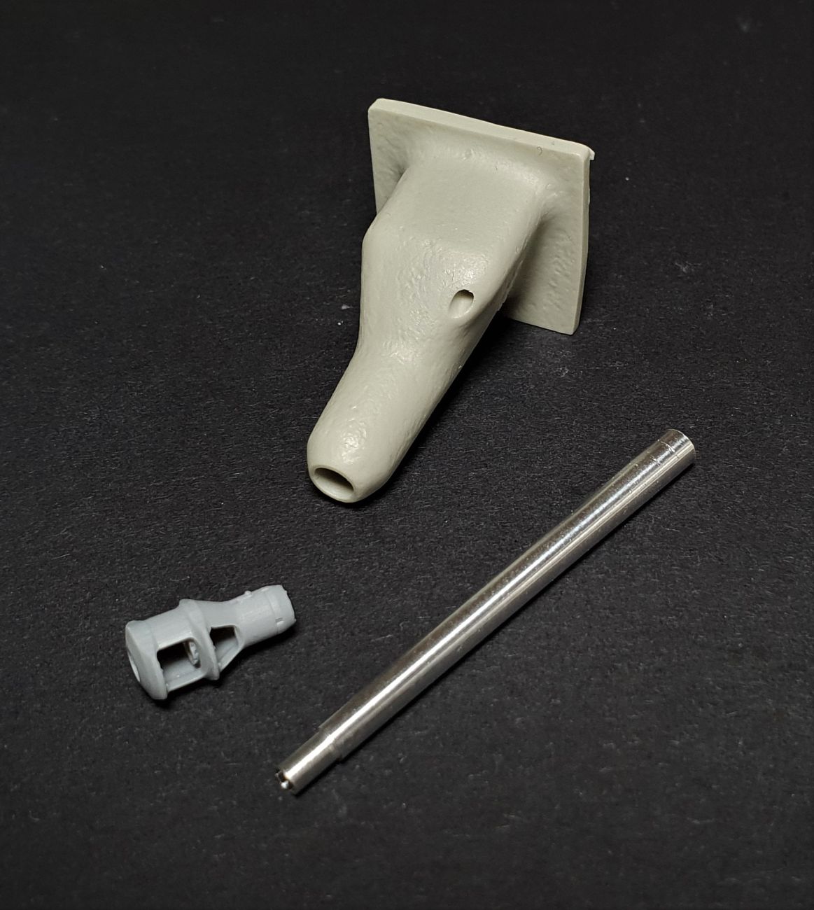 1:35 StuG III ausf. G Topfblende MG mantlet with KwK40 gun (early muzzle brake)