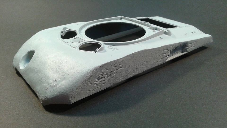 1:35 M4A3 Sherman hull with “heavy” concrete armor