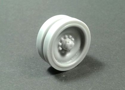 1:35 M3 “Bradley” and LVTP-7 road wheels