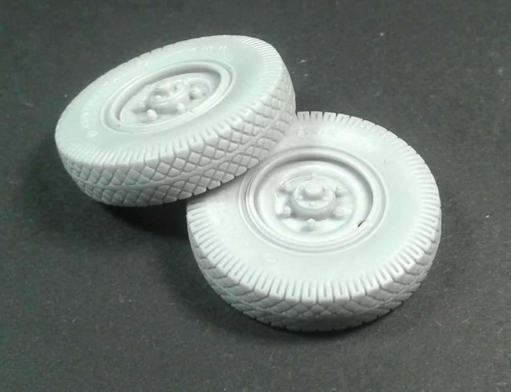 1:35 “Einheitsdiesel” road wheels (Commercial pattern)