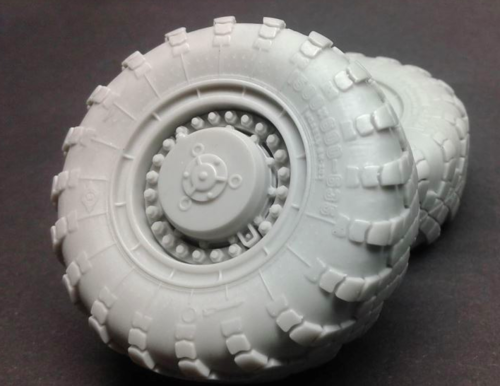 1:35 MAZ-543 Road wheels