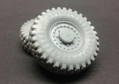 1:35 RG-31 MRAP Road wheels