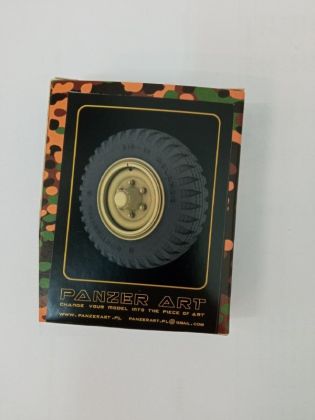 1:35 Sd.Kfz 6 road wheels (Gelände)