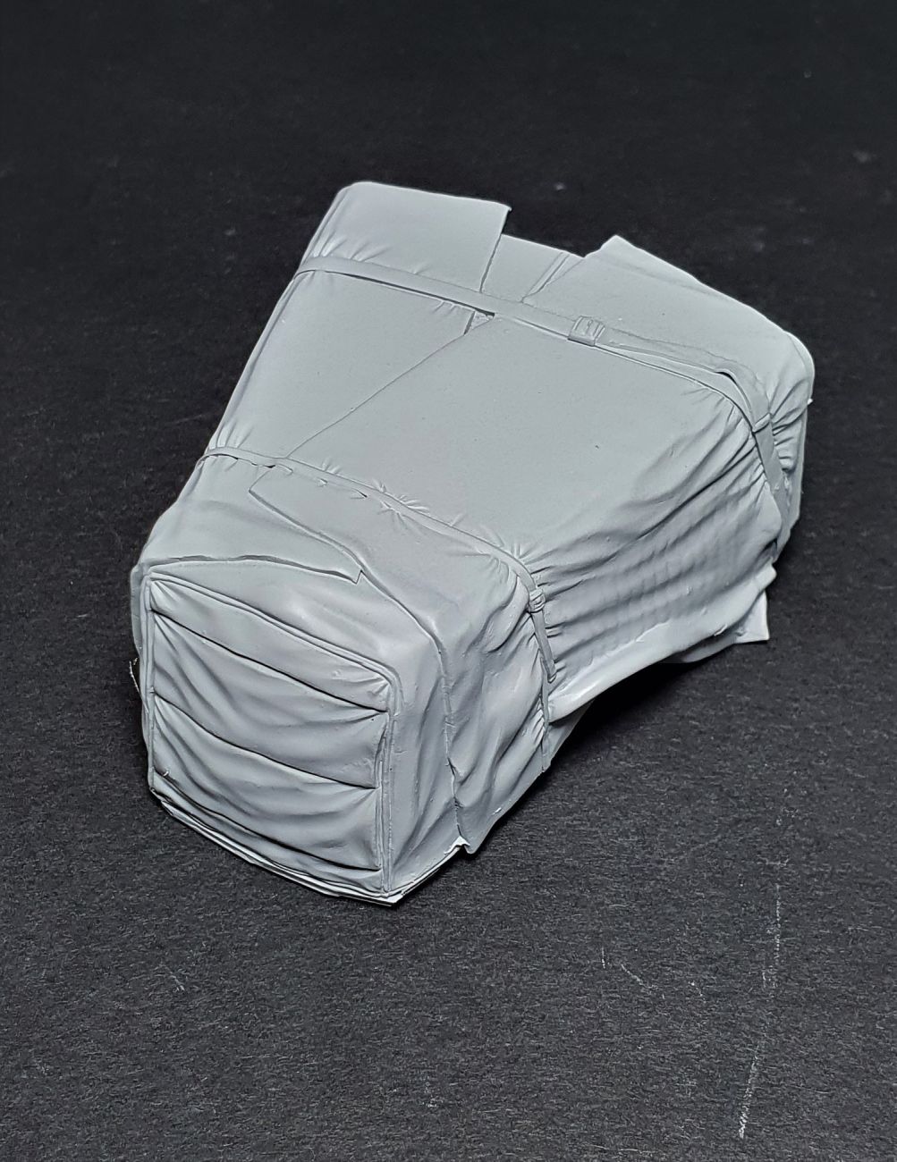 1:35 Sd.Kfz 8 engine deck canvas cover