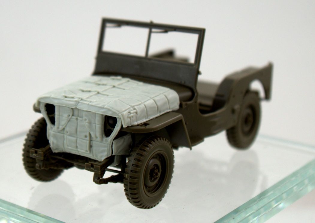 1:35 Willys “Jeep” winter canvas cover
