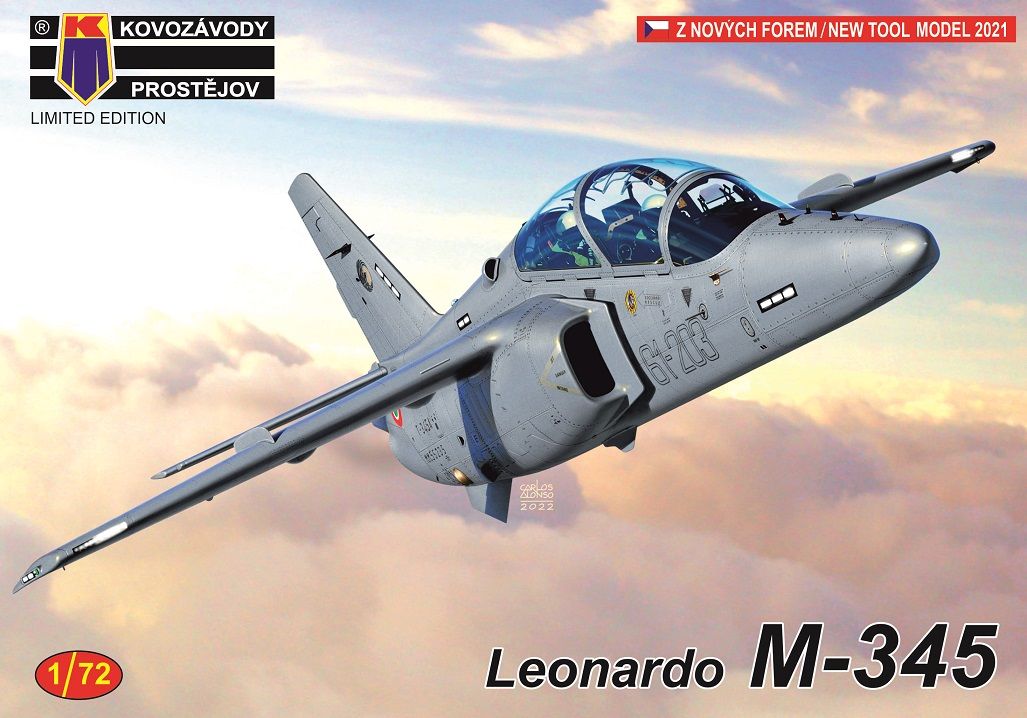1:72 Leonardo M-345