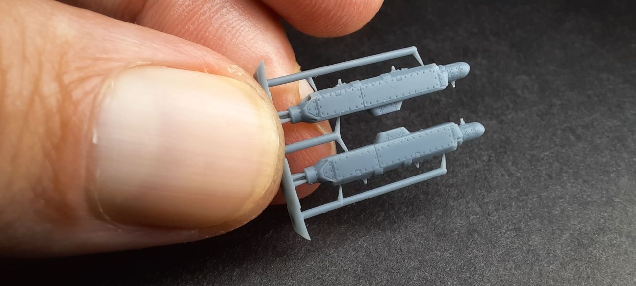 1:144 AN/ALQ 131 2 band (shallow version)