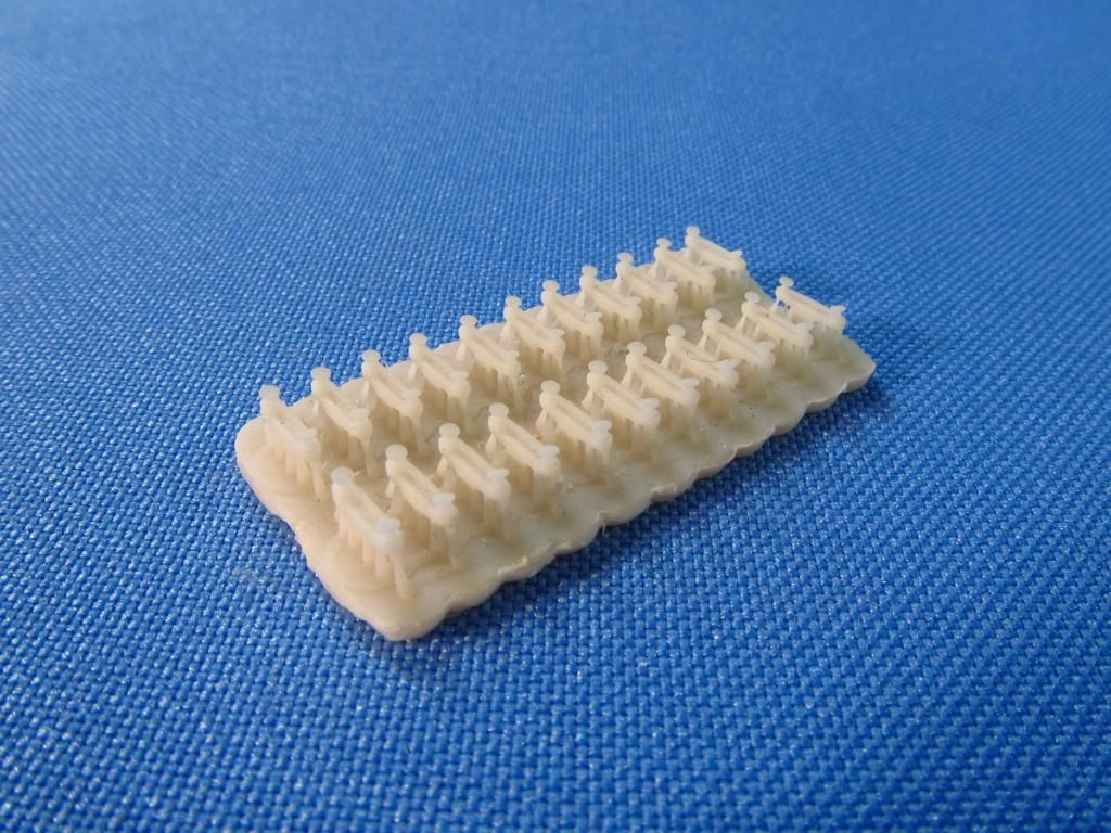 1:48 Two-arm support bracket for pylons type 1