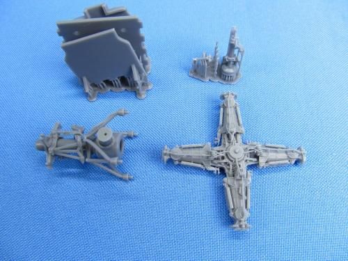 1:48 Boeing/Hughes AH-64 Apache. Main rotor