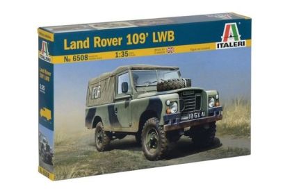1:35 Land Rover 109