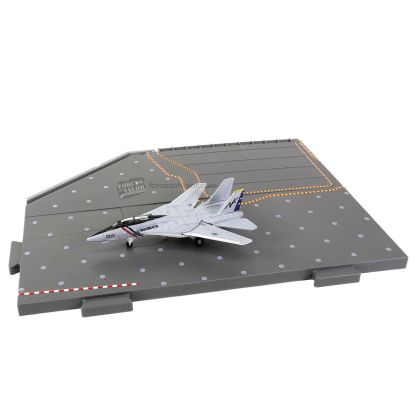 1:200 CVN-65 Deck, Section #C Deck + F-14A VF-2 “Bounty Hunters”