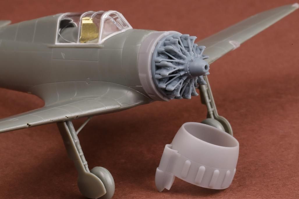 1:72 Bloch MB 151 & 152 engine with cowling set for Dora Wings