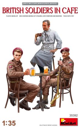 1:35 BRITISH SOLDIERS IN CAFE
