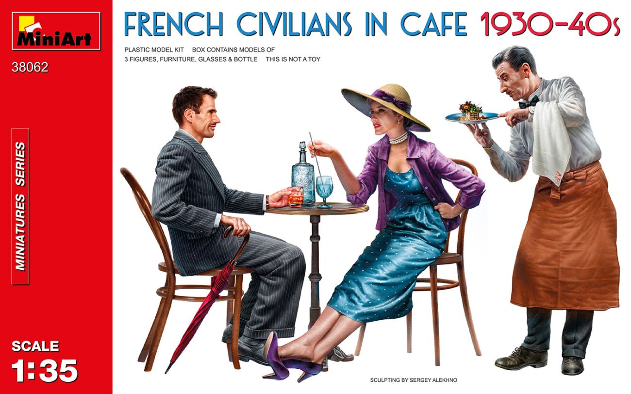 1:35 FRENCH CIVILIANS IN CAFE 1930-40S