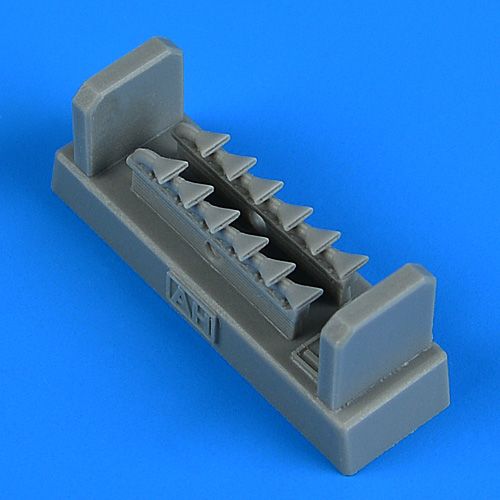 1:72 Bell P-39 Airacobra Mk.I fishtail exhaust  Arma Hobby