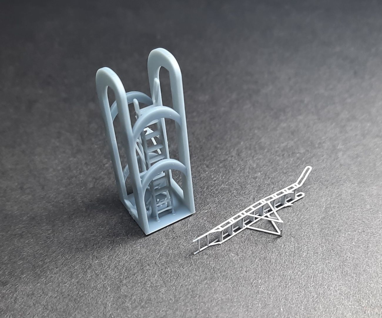 1:144 Su-27 Boarding Ladder with Intake covers