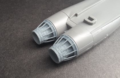 1:144 B-1b LANCER EXHAUST Close option