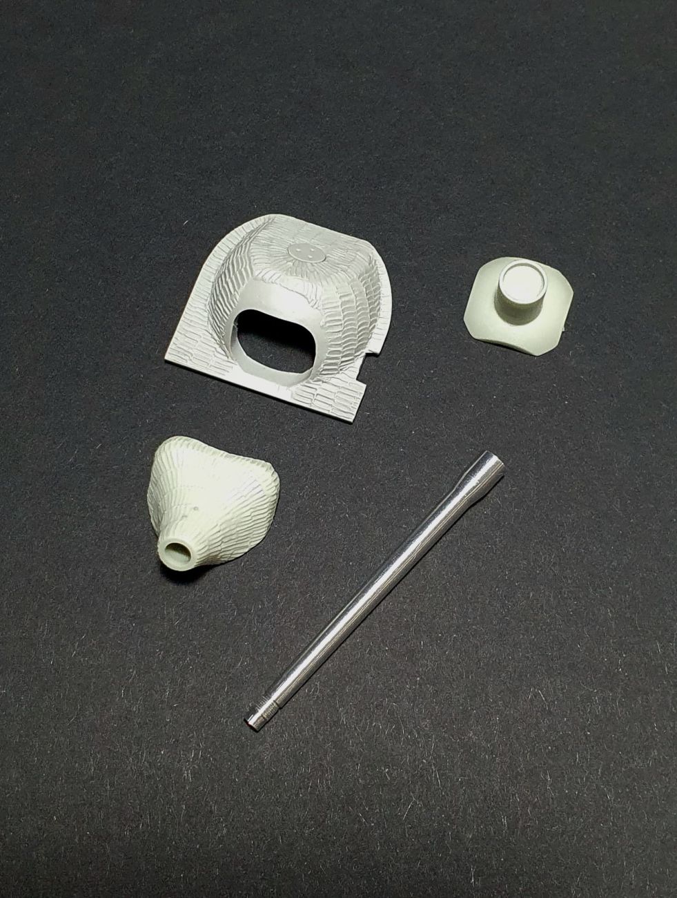 1:35 Jagdpanzer IV L48 Early mantlet with PaK39 Gun (without muzzle brake)