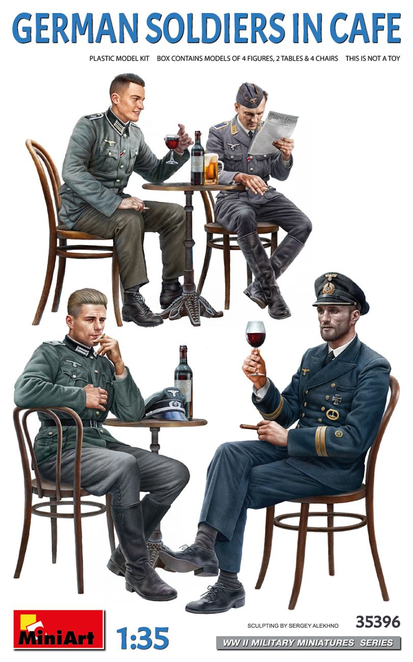 1:35 GERMAN SOLDIERS IN CAFE