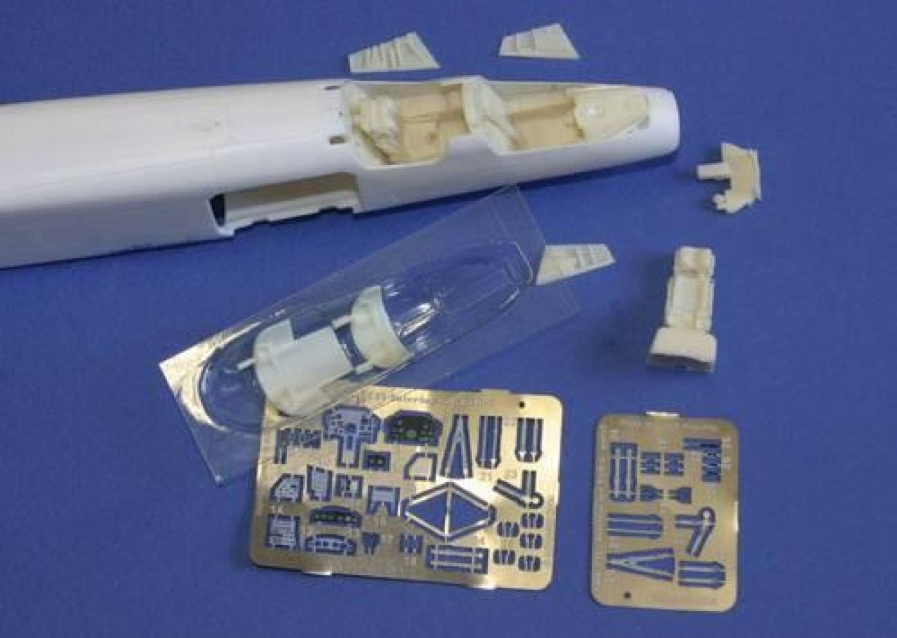 1:72 TSR 2 – interior set for AIR
