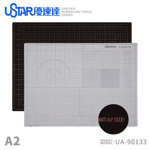 Cutting Mat (Size A2) (White on the front, black on the back.)