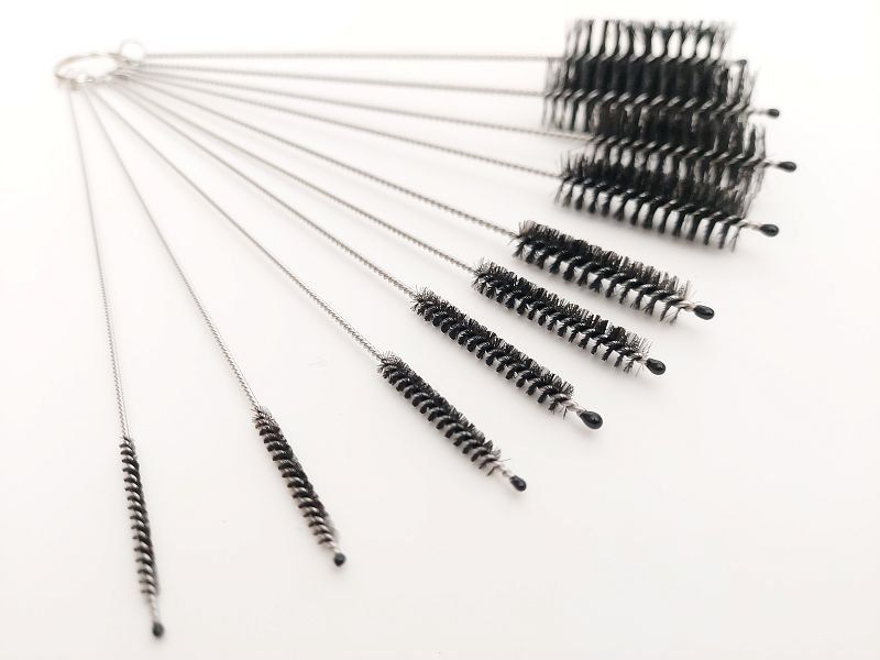 Complete cleaning brushes set