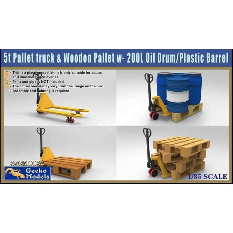 1:35 5t Pallet Truck & Wooden Pallet with 200 Litre Oil Drum and Plastic Barrel